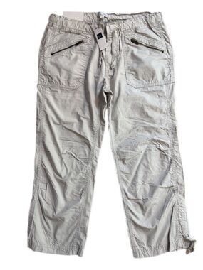 Gap Surplus Utility Crop Cargo Pants Womens size  2  NWT